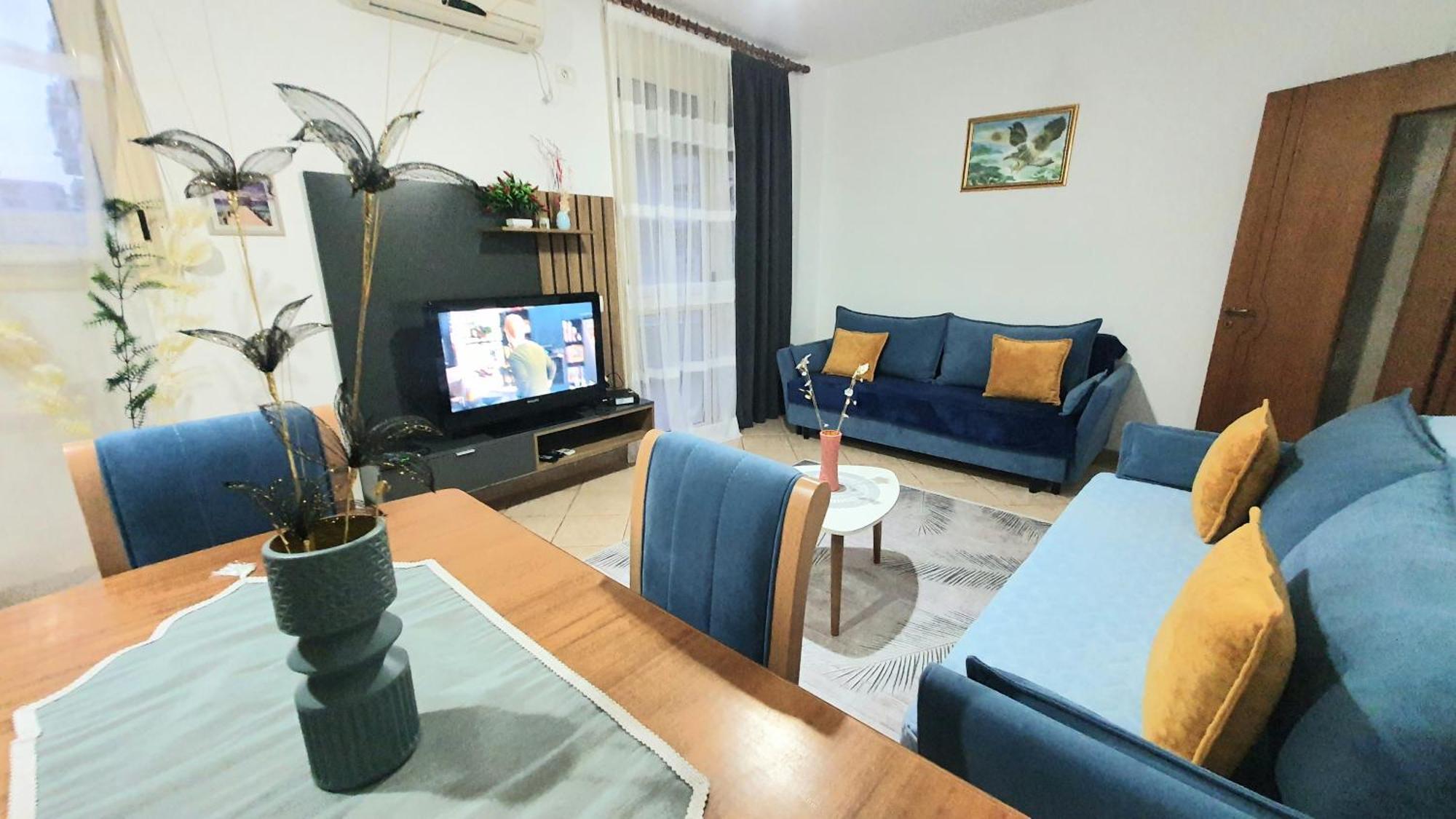 Apartment Me Qera Lungomare Vlore Medem1 Rum bild